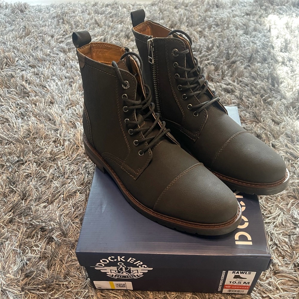 Docker Shoes